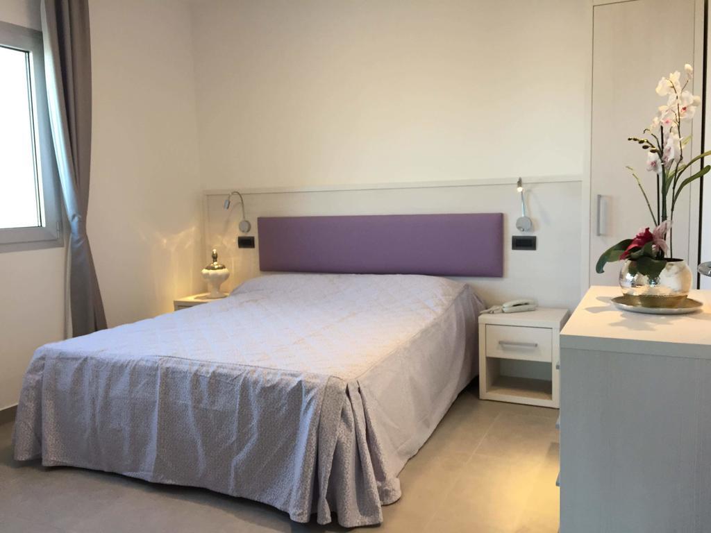 Residence Hotel Albachiara Rimini Oda fotoğraf