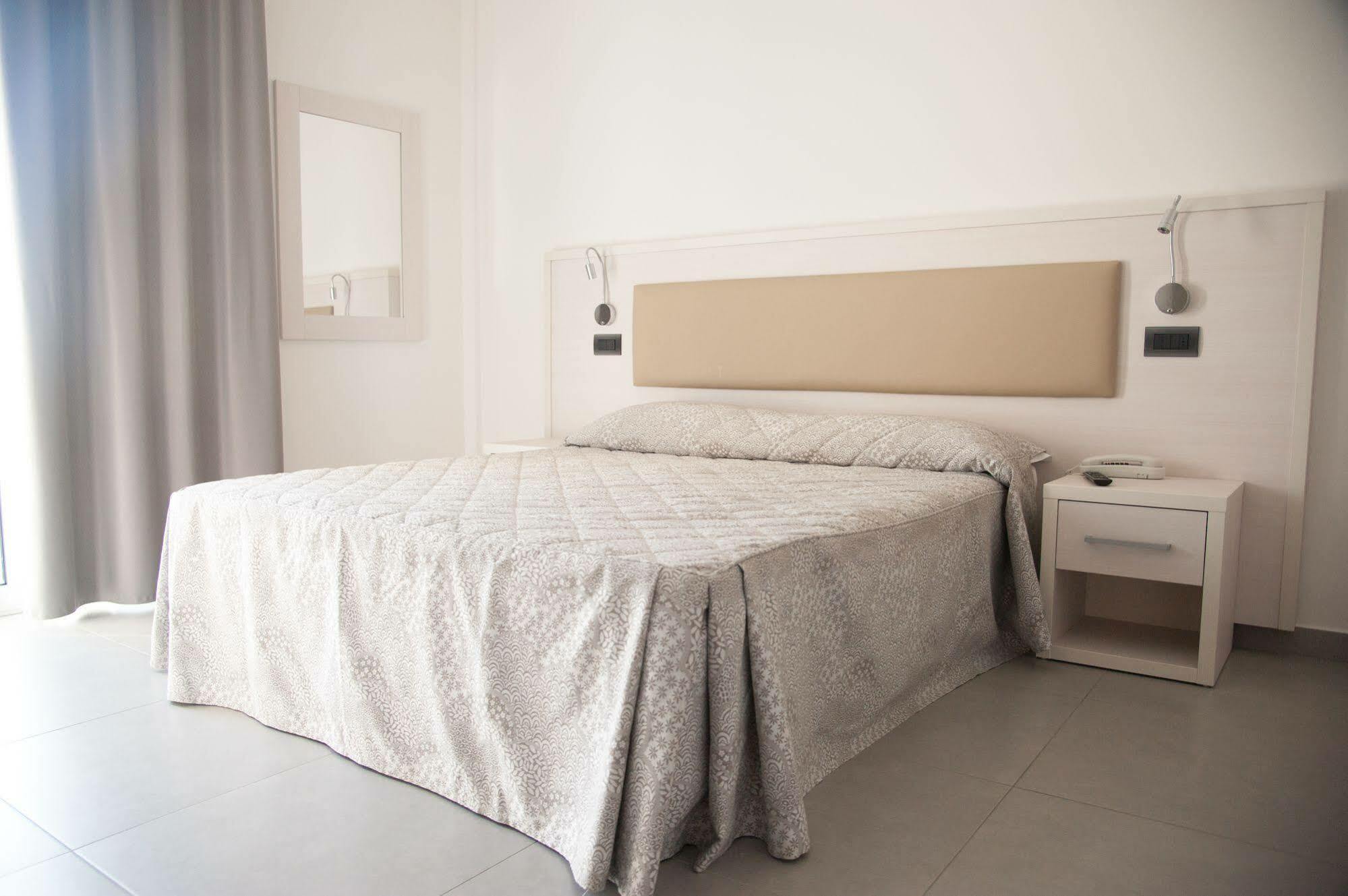 Residence Hotel Albachiara Rimini Dış mekan fotoğraf
