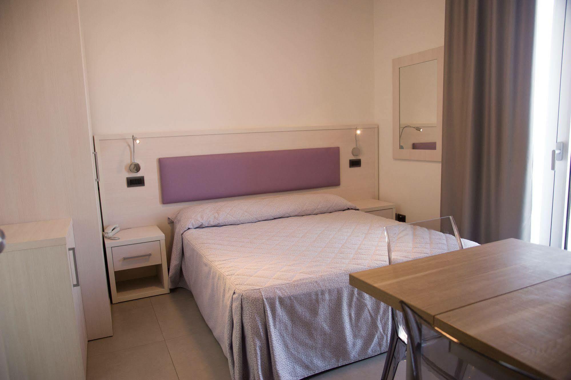 Residence Hotel Albachiara Rimini Dış mekan fotoğraf